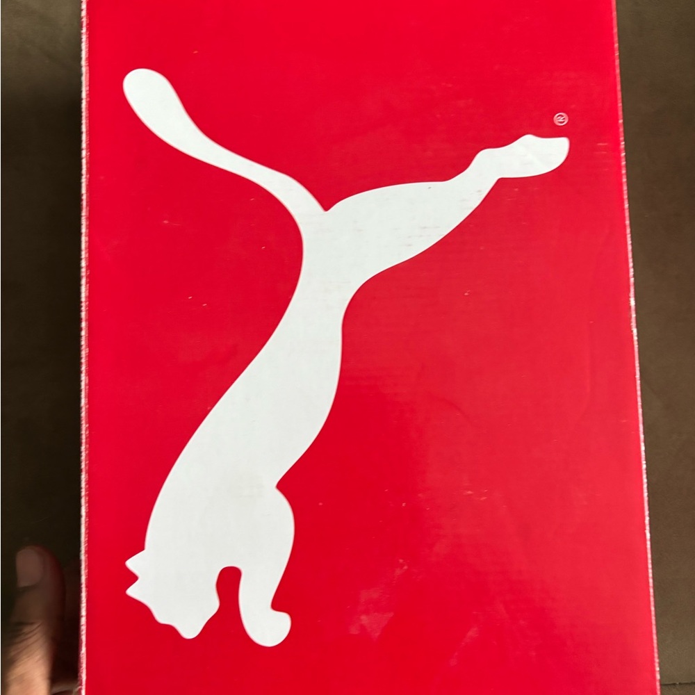 Women’s puma running shoe size 6.5 brand new inbox!!!